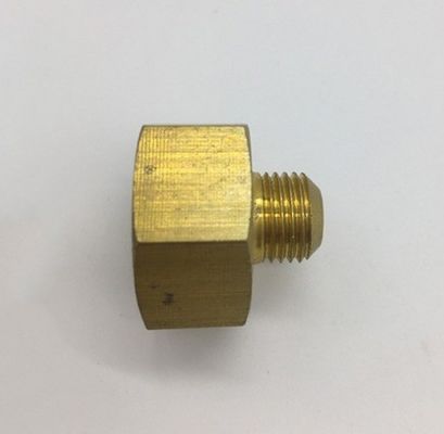 Bagian Precision Forging Service Bagian Casting Tembaga Bagian Pump Valve Warna Disesuaikan